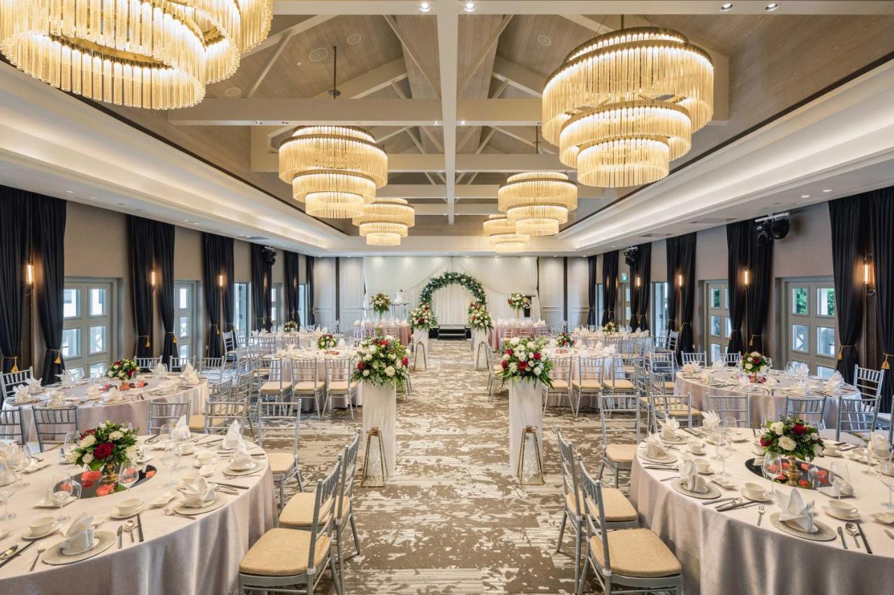 The Outpost Hotel Sentosa By Far East Hospitality (Adults Only) Сингапур Экстерьер фото The ballroom at The Riverview Hotel